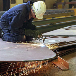 shipyard cutting 4 (reduced size 2)